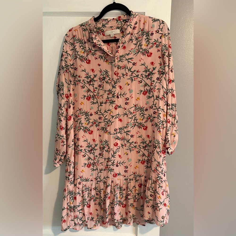 LOFT Pink Floral Ruffle Long-Sleeve Dress Size Medium